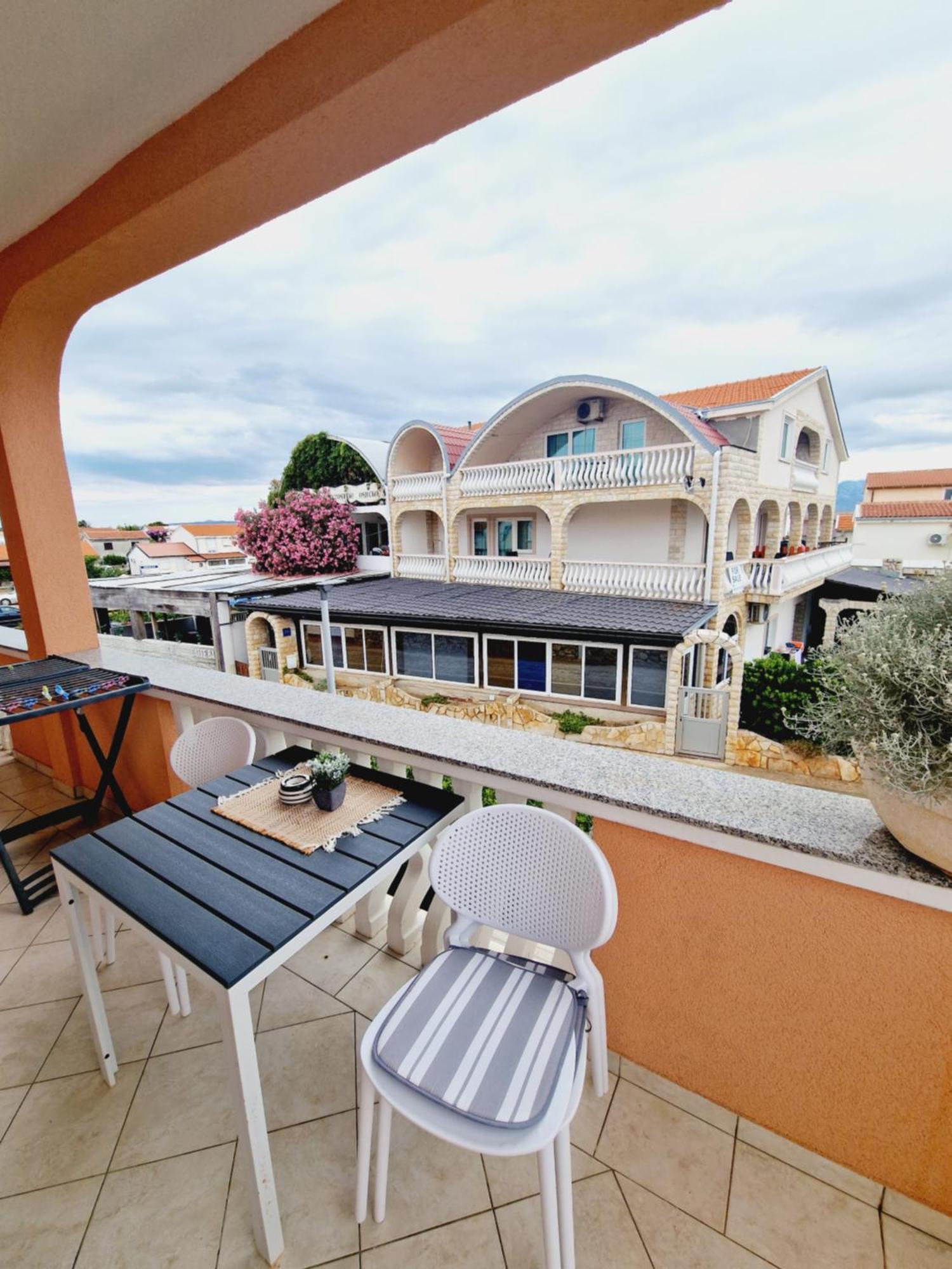 Apartment Melani Vir Dış mekan fotoğraf